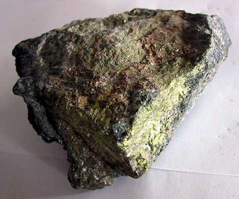 镍矿石一般含有镍多少（镍矿含镍量多少有价值）-图3